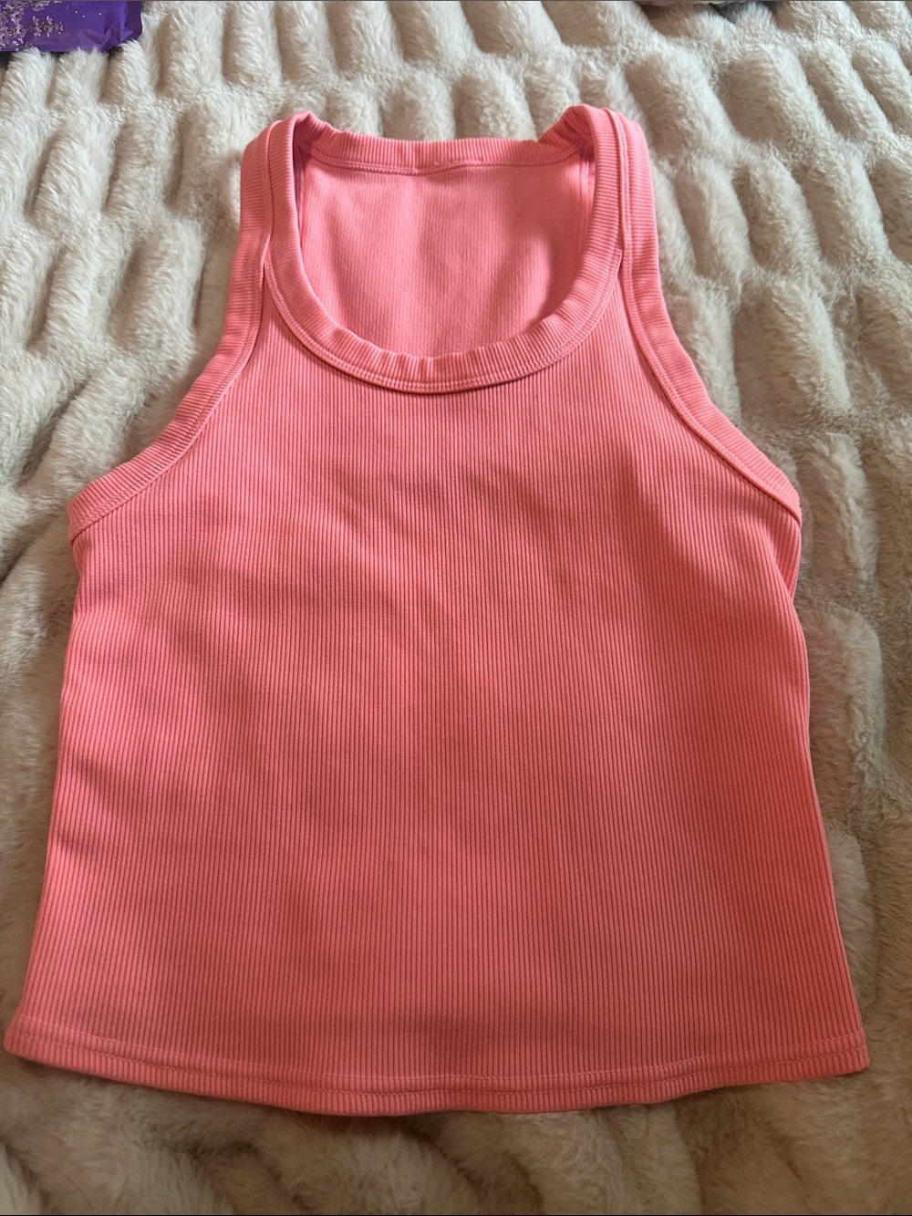 Alo Yoga Neon Bubblegum Pink Goddess Tank Womens size Small Sold Out - Picture 6 of 7